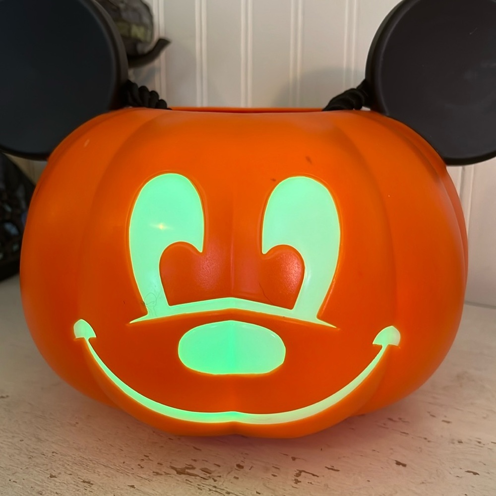 Disney Light up color changing Mickey Blow Mold candy pail Halloween tricolor